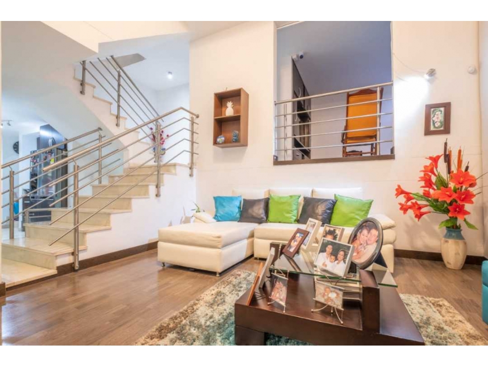 Casa en condominio al norte de Armenia remodelada