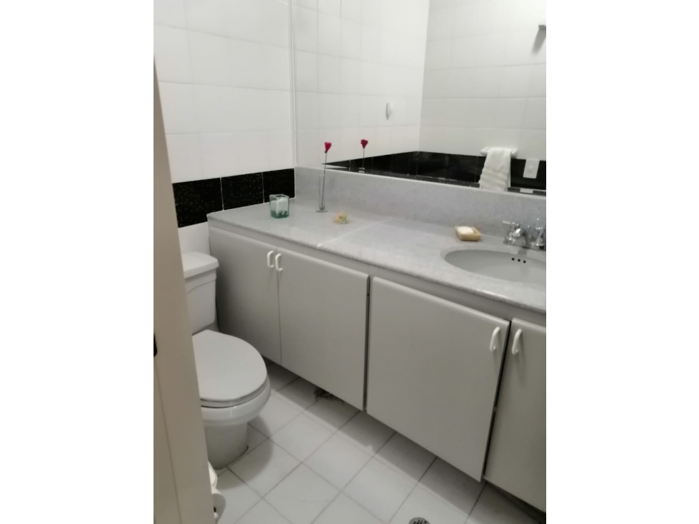 ARRIENDO VENTA OFICINA 90m2 PARQUE 93 CHICO — foto 5
