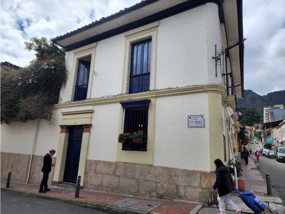 VENTA CASA 784m2 ZONA CENTRO ESQUINERA LA CANDELARIA BOGOTA — foto 2