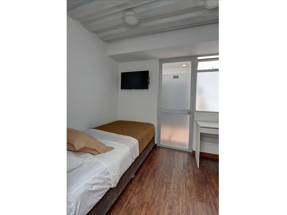 VENTA o ARRIENDO CASA COMERCIAL 651Mtrs REMODELADA CHAPINERO ALTO — foto 4