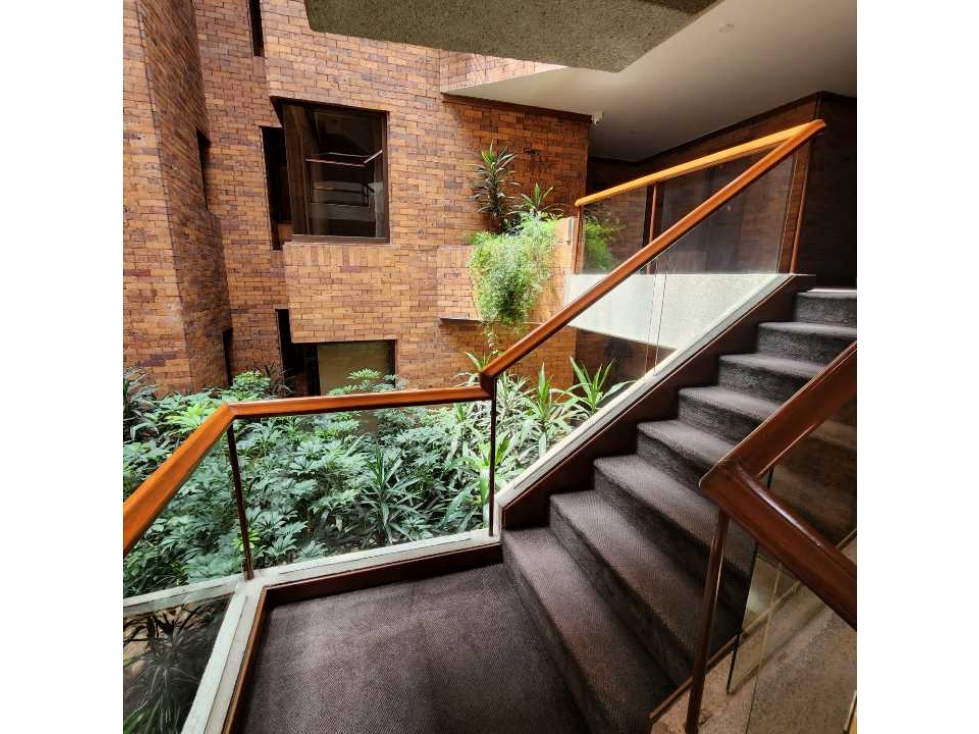 VENTA Apartamento 209.25m2 EXTERIOR Remodelar ROSALES Bajo — foto 4