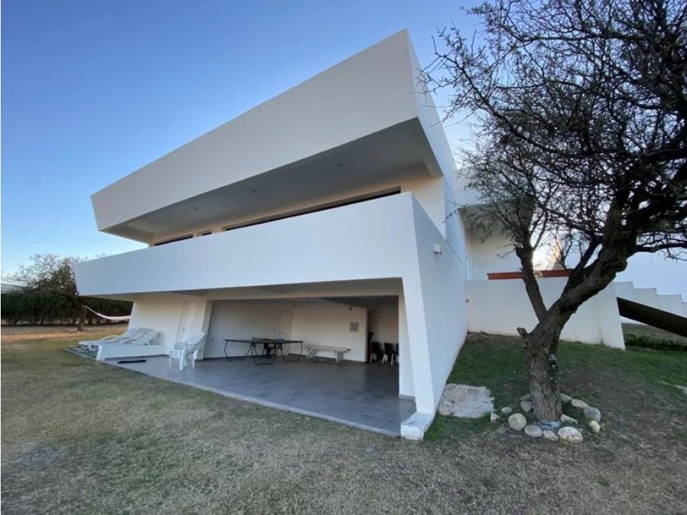VENTA CASA ENTRE CORDOBA Y CARLOS PAZ EN COUNTRY CAUSANA - 1