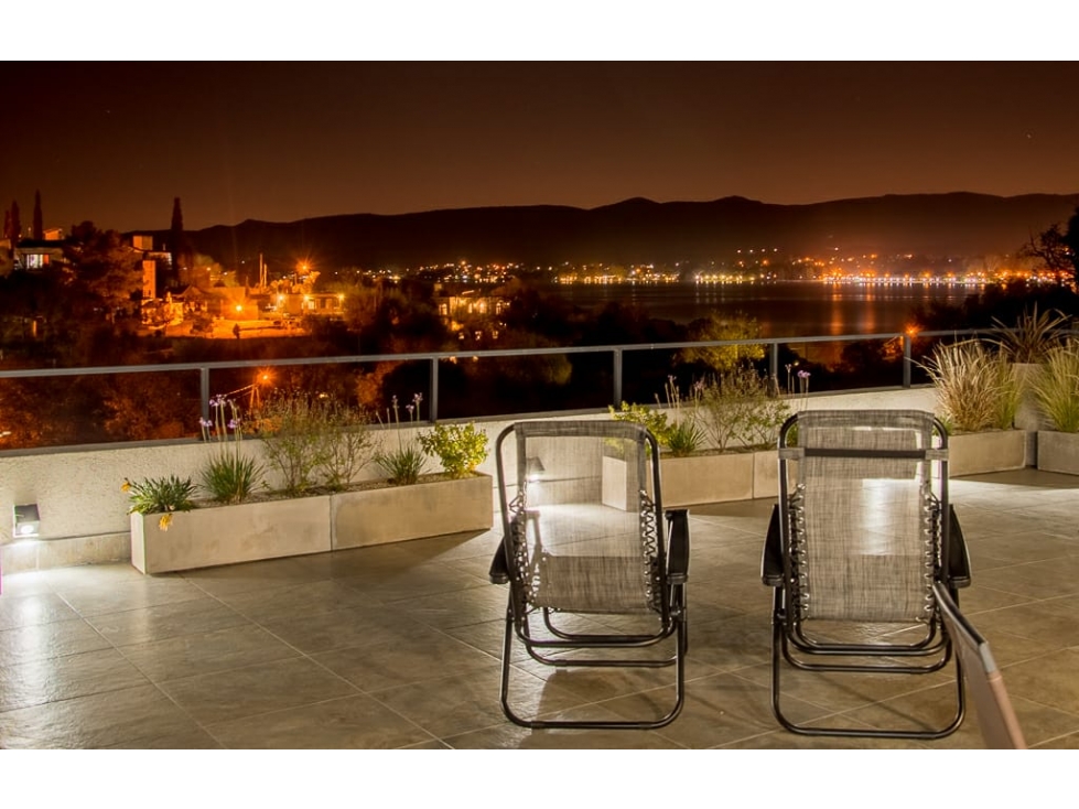 VENTA CASA EN CARLOS PAZ HERMOSA Y MINIMALISTA - 3