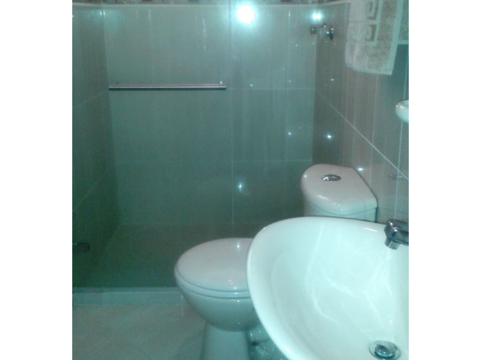 Casa unifamiliar Laureles 1 cuadra de la 33 y 1 de la 80 — foto 2