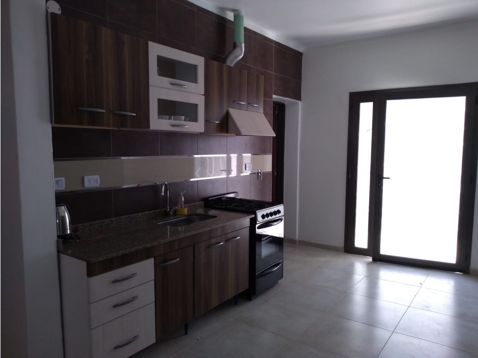 CASA · VENTA · 5 DORMTORIOS ·DRUMMOND MAS DE 600M2 · LUJAN - 5
