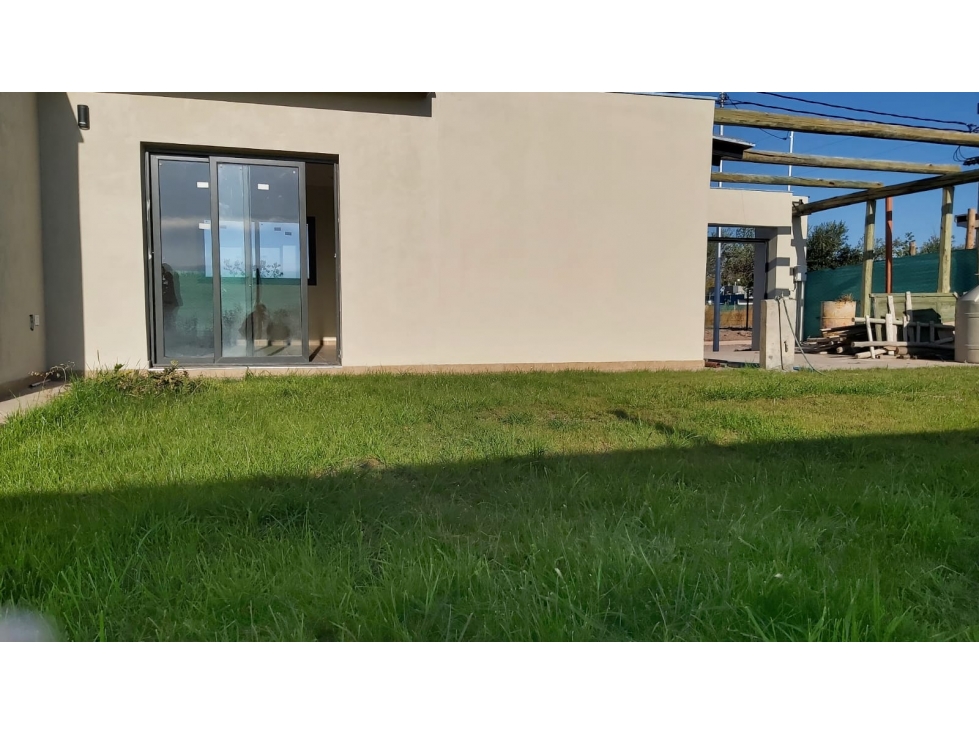 CASA · VENTA BARRIO PRIVADO· OLIVOS DE PALMA · 3 DORMITORIOS - 2