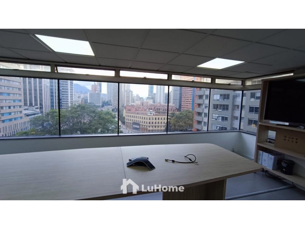 Oficina en Vender - Arrendar en Bogotá D.C. / 221104 — foto 2
