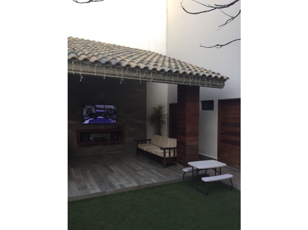 Casa en venta en el casco de San Pedro Garza Garcia - 2