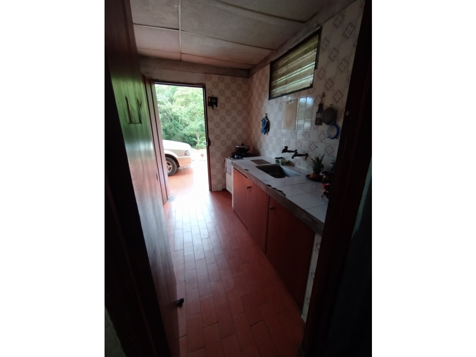 SE VENDE CASA LOTE DAPA EXCELENTE AREA (A.G) CW:6889660 - 3