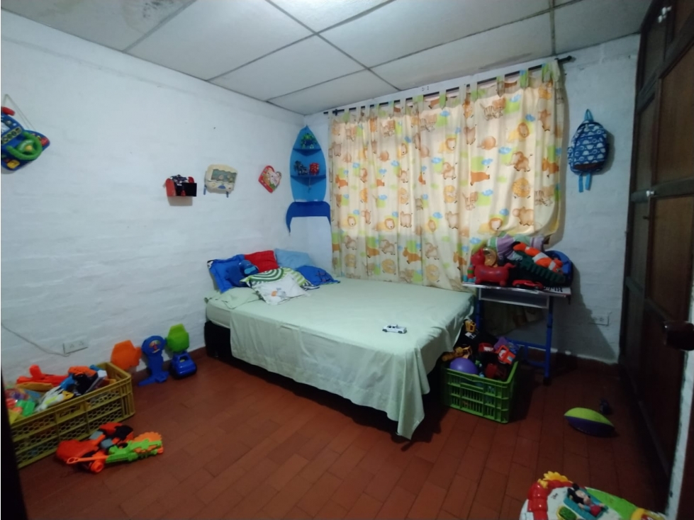 SE VENDE CASA LOTE DAPA EXCELENTE AREA (A.G) CW:6889660 - 6