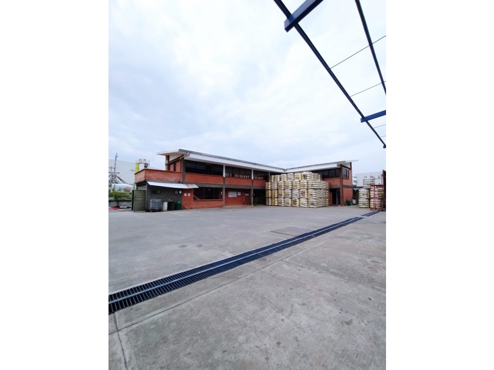 SE VENDE BODEGA OFICINA COMPLEJO INDUSTRIAL CIC1 (A.G) CW:6889670 - 4