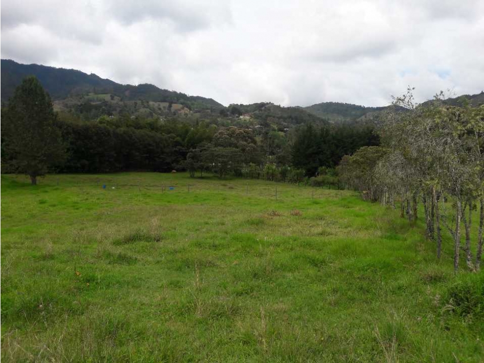 Venta de Lote en El Retiro - 1