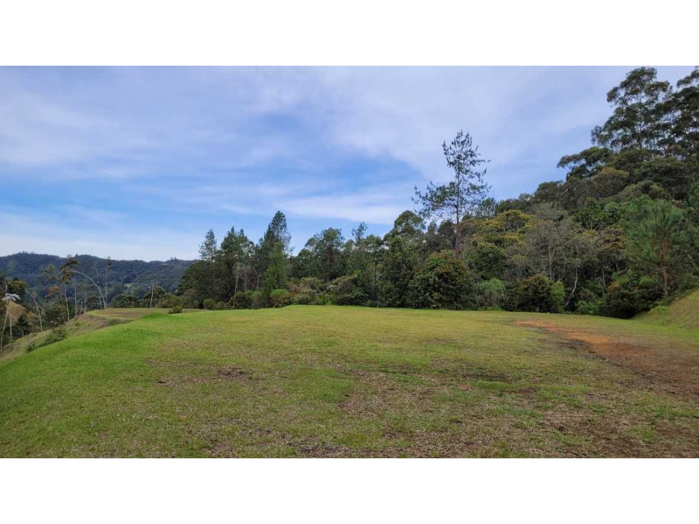 Venta de Lote En El Retiro