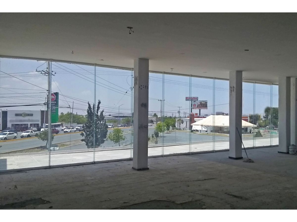 Local en RENTA em Blvd. Eulalio Gutiérrez CLR539546 - 1