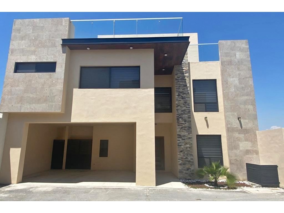 Estrena casa de 3 Niveles en Privada Freinet RCV462373