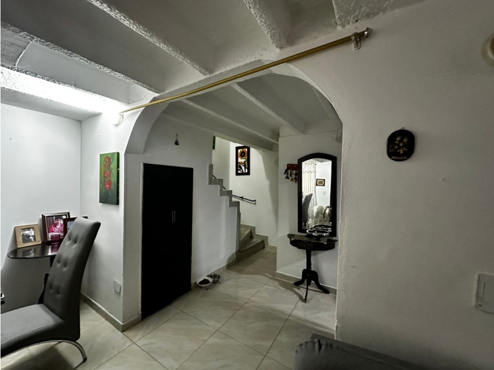 CASA BELLO/SANTA ANA.HERMOSA CASA X LA UNIVERSIDAD SAN BNVENT — foto 4