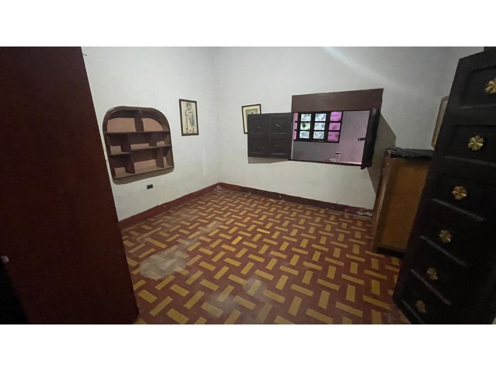 CASA LOTE.LAURELES/FRENTE 10.90xFONDO44 . — foto 2