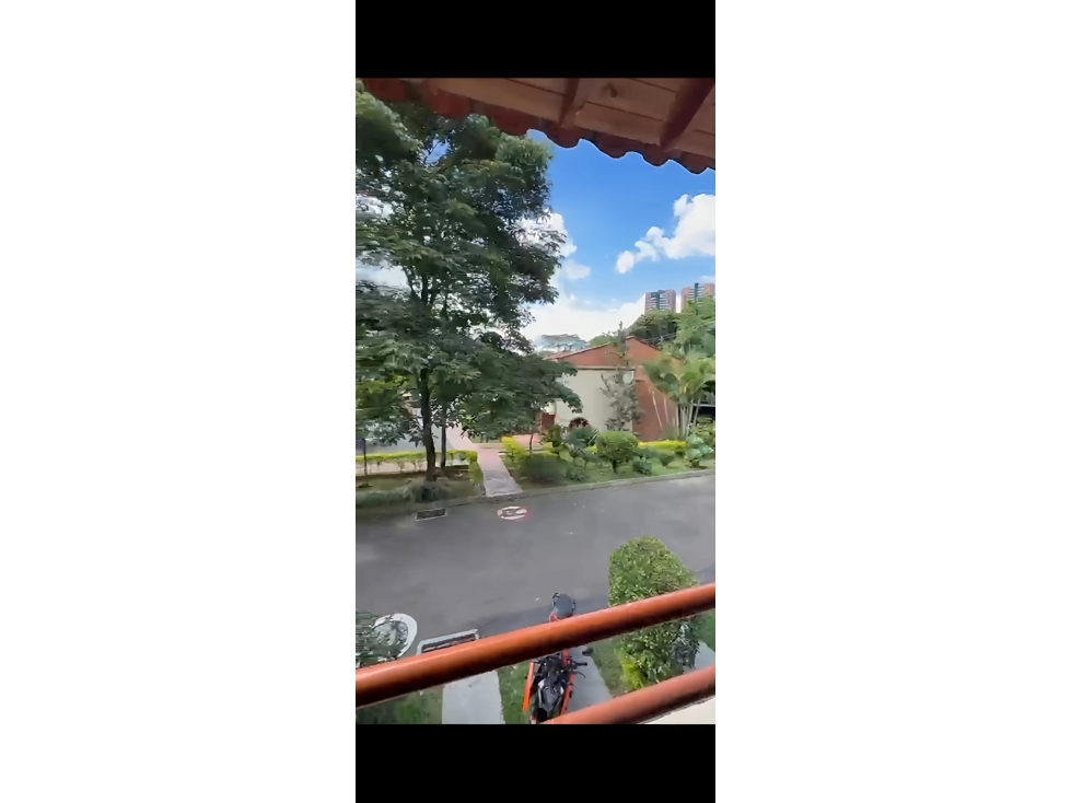 CASA ENVIGADO CAMINO VERDE/UNIDAD CON PISCINA