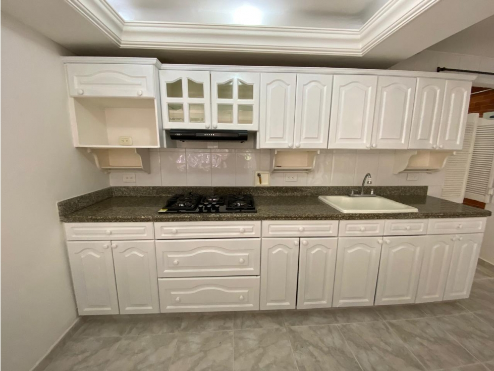 APARTAMENTO EN VENTA EN LAURELES, CERCA AL SEGUNDO PARQUE DE LAURELES — foto 2