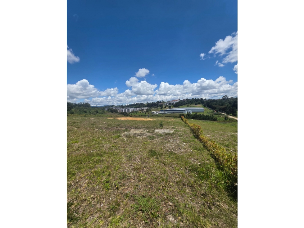 LOTE EN VENTA POR EL CLUB CAMPESTRE — foto 5