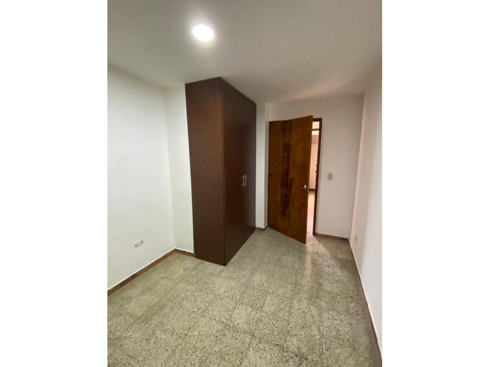 APARTAMENTO EN VENTA EN LAURELES, CERCA AL SEGUNDO PARQUE DE LAURELES — foto 6