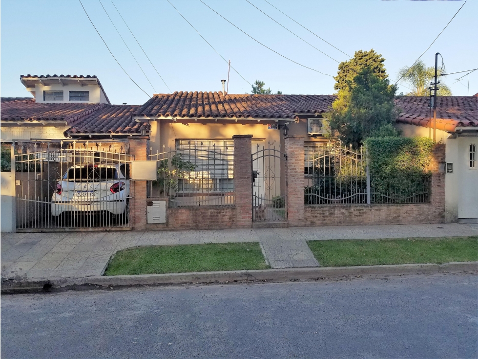 Venta Casa en Lahitte al 2600, Ituzaingó Norte - 1