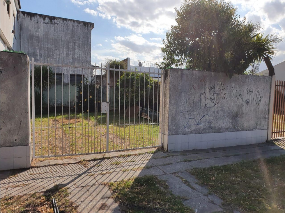 Casa de 3 ambientes y Local en VENTA, Ituzaingó Norte — foto 3