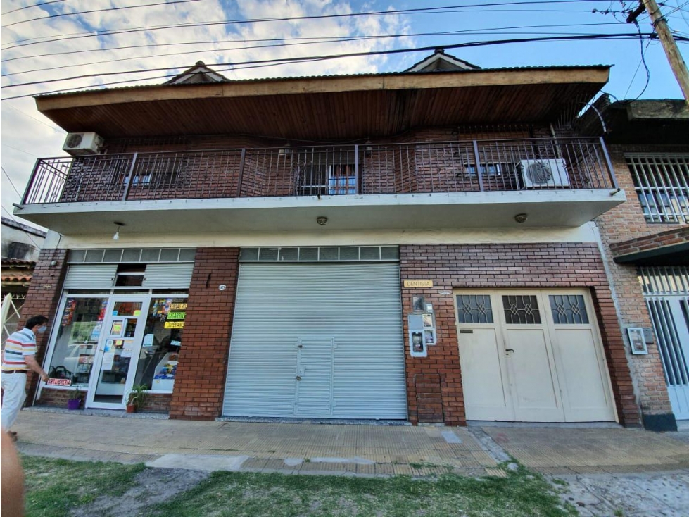 Casa de 4 ambientes y dos locales en VENTA - Ituzaingó Sur — foto 2