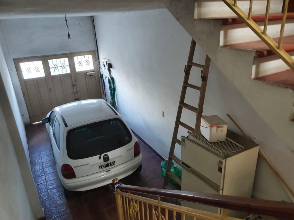 Casa de 4 ambientes y dos locales en VENTA - Ituzaingó Sur — foto 3