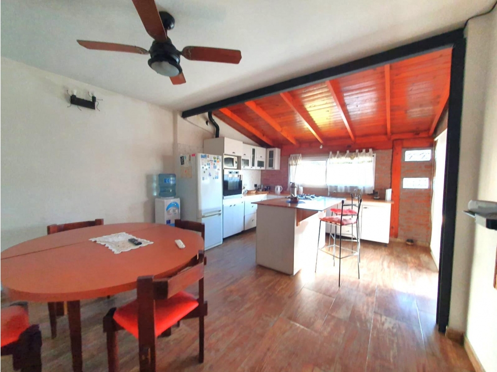 Casa de 3 amb. con quincho y piscina en VENTA, Ituzaingó Norte. — foto 3
