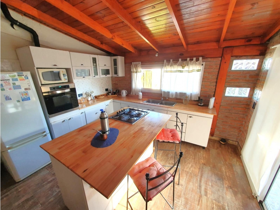 Casa de 3 amb. con quincho y piscina en VENTA, Ituzaingó Norte. — foto 4