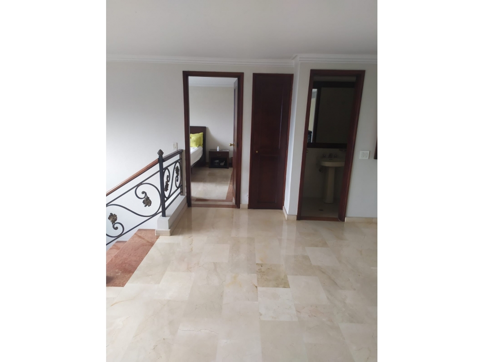 Vendo Apto Dúplex en los Balsos, Poblado — foto 4
