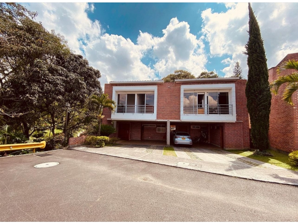 Venta de casa en Envigado Transversal intermedia