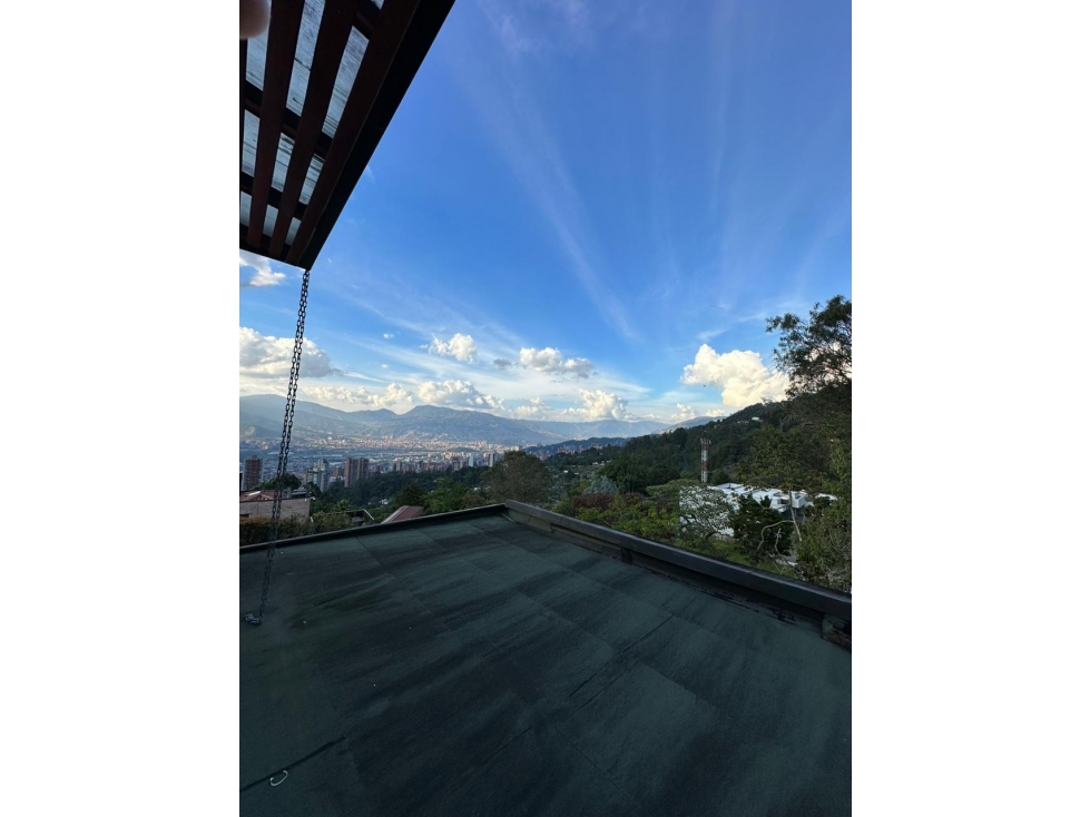 Venta de casa en el Poblado los Balsos — foto 2