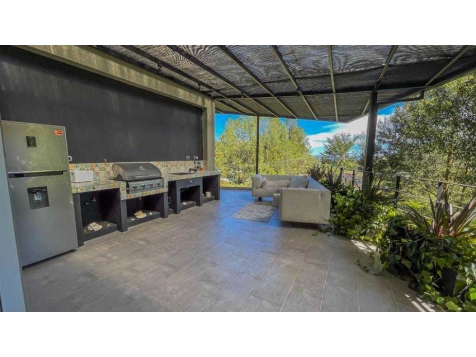 Casa campestre en venta Envigado Loma Del Escobero — foto 4