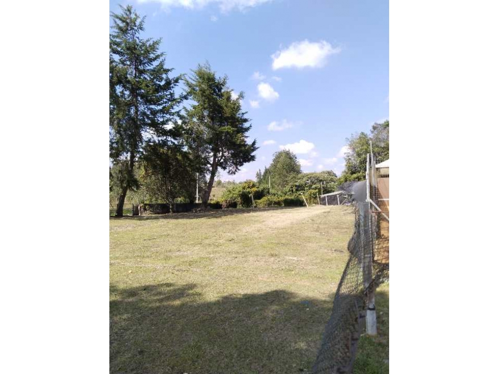 Vendo un lote independiente totalmente plano ubicado en Rionegro — foto 3