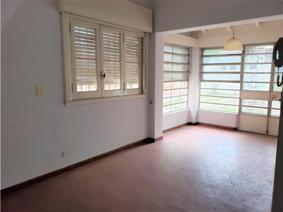 Casa de 4 ambientes y dependencia en VENTA - Ituzaingó Norte — foto 3