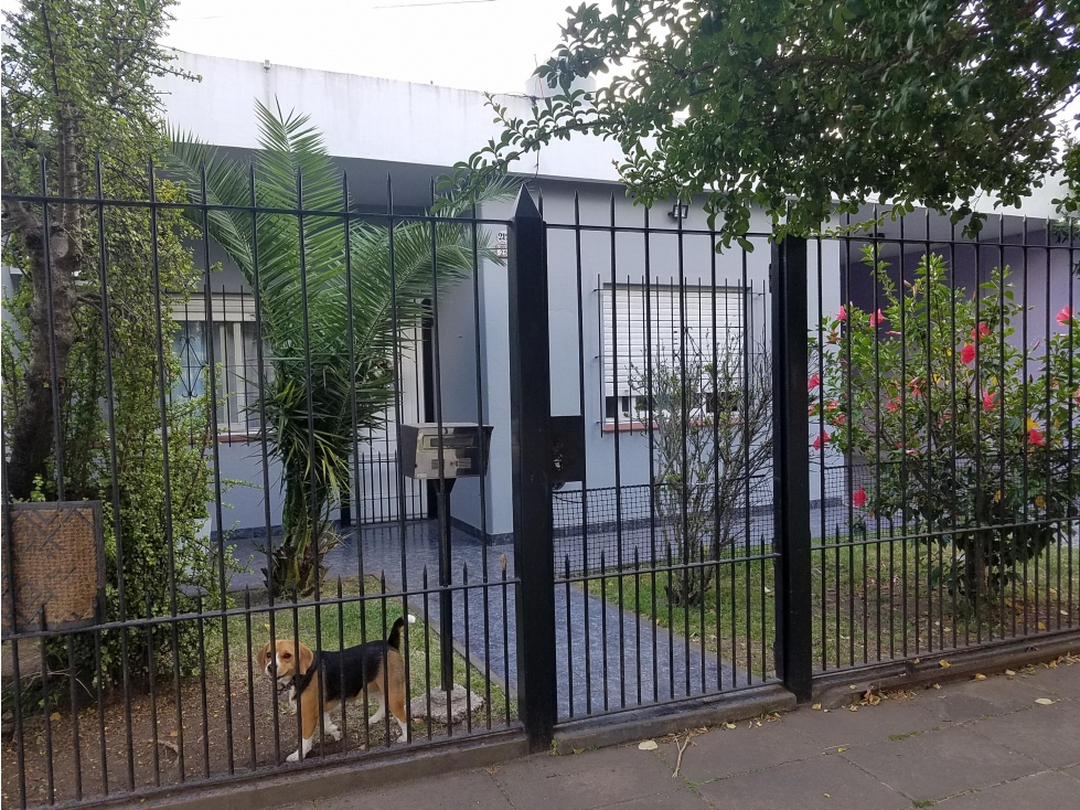 Casa de 3 ambientes en VENTA, Ituzaingó Norte