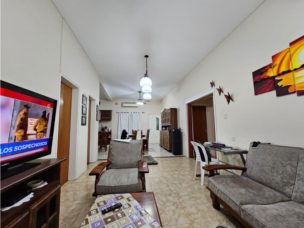 Casa de 3 amb en VENTA - Udaondo, Ituzaingó - PERMUTA — foto 3