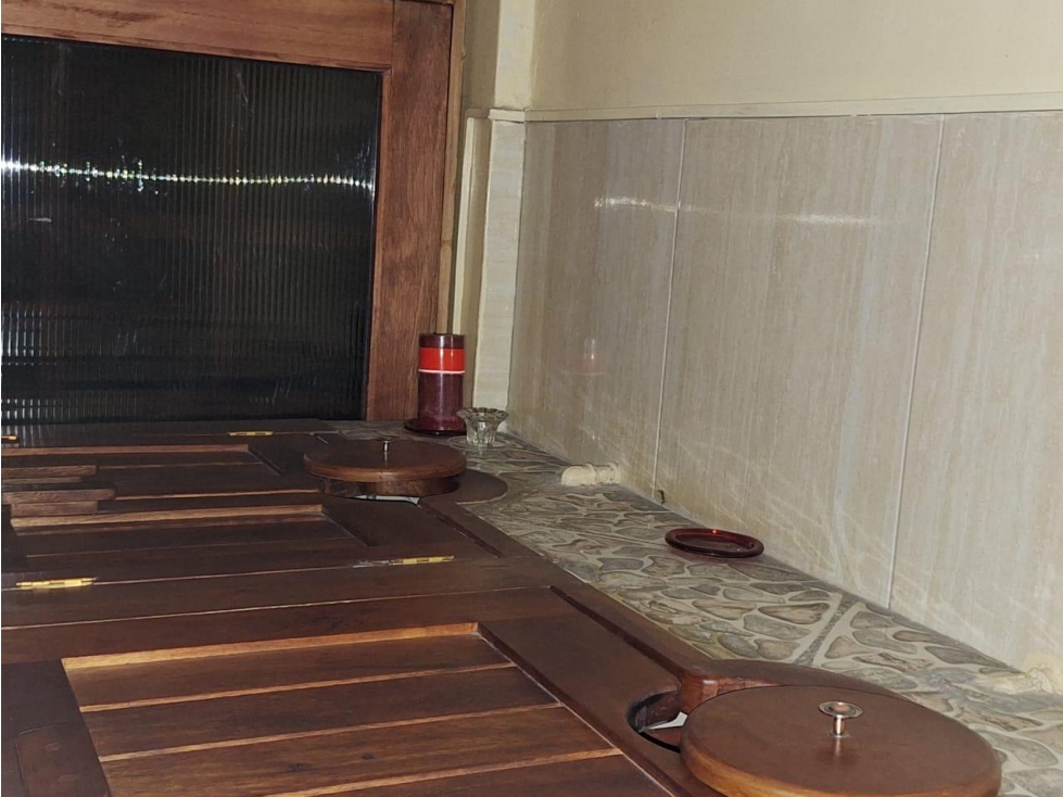 Agua Clara, Local Comercial en renta, 35 m2, 3 ambientes, 6 baños - 3