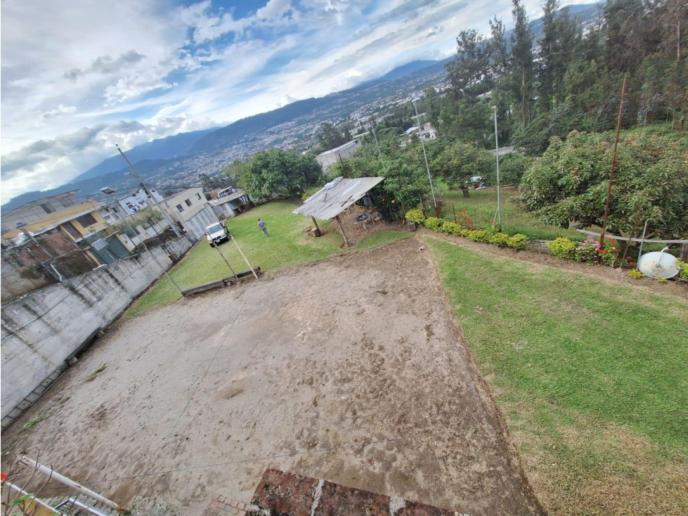 Tumbaco, Casa en Renta, 250m2, 2 Habitaciones. - 2