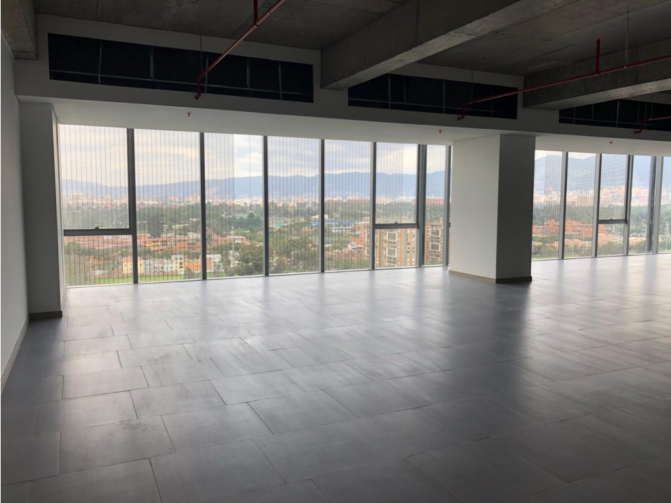 Se Arrienda Oficina en Centro Empresarial Elemento — foto 2