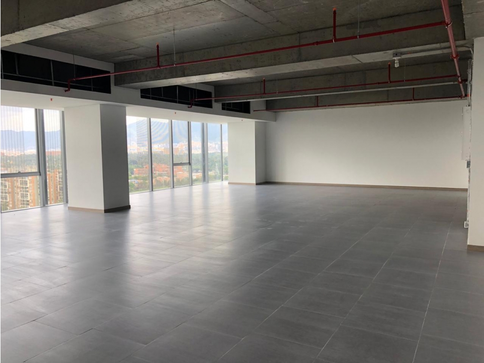 Se Vende Oficina en Centro Empresarial Elemento
