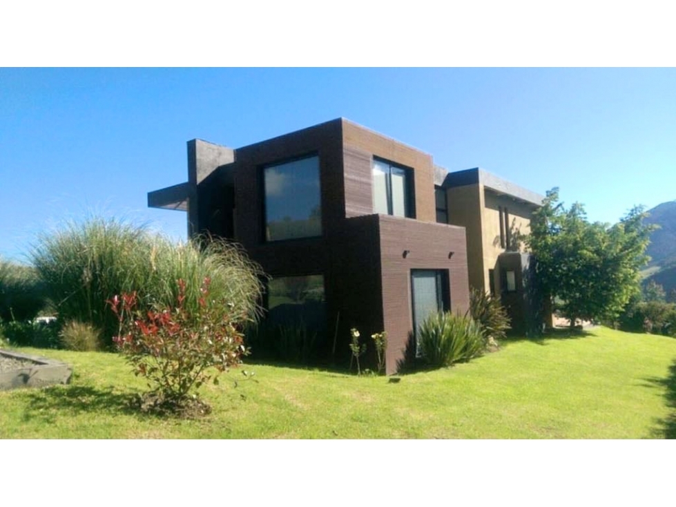Se Vende Casa en La Calera
