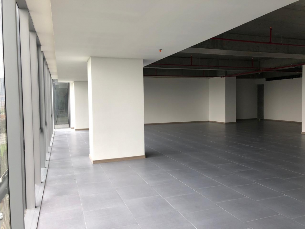 Se Vende Oficina en Centro Empresarial Elemento — foto 5