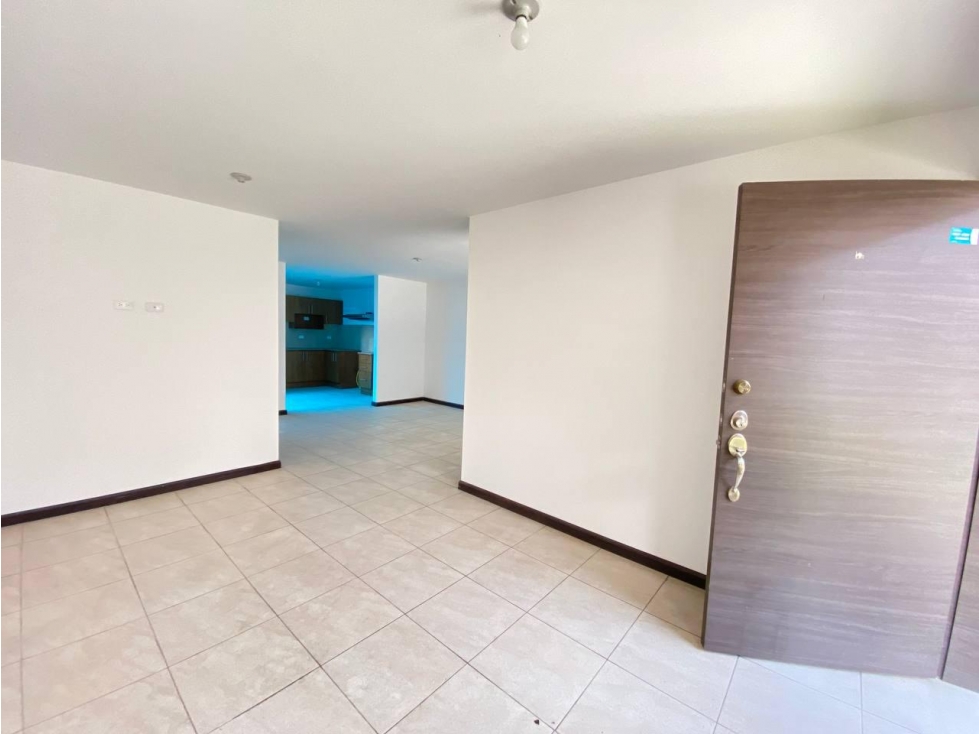 Pomasqui, Casa en Venta, 124m2, 2 Habitaciones, 3 Baños. — foto 2