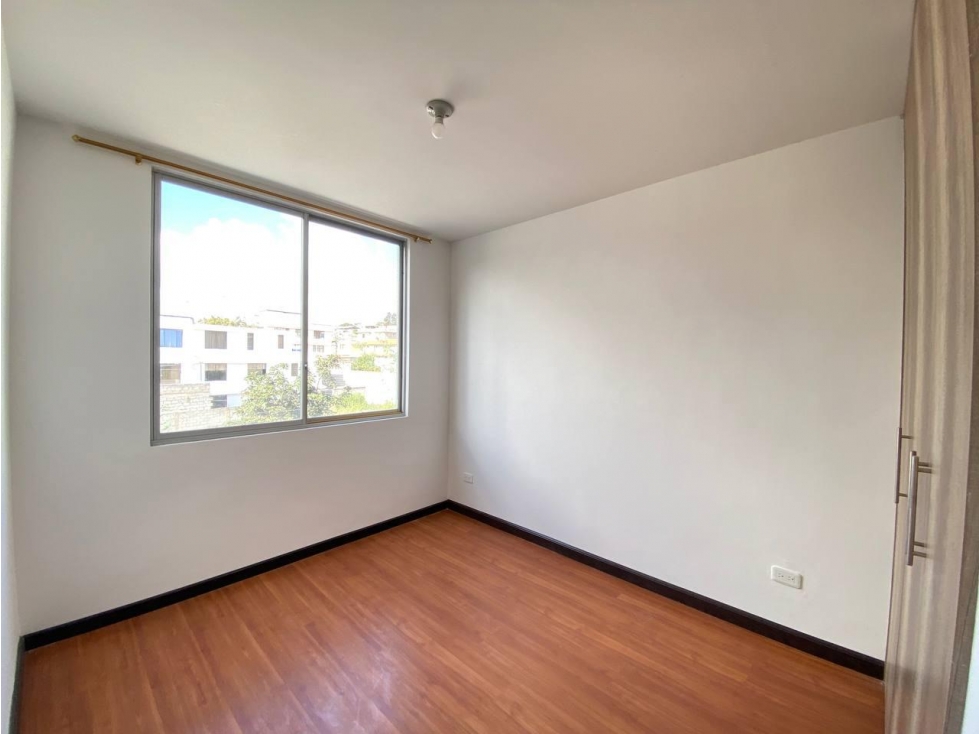 Pomasqui, Casa en Venta, 124m2, 2 Habitaciones, 3 Baños. — foto 6