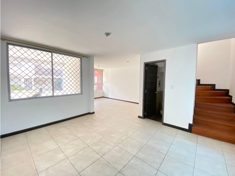Pomasqui, Casa en Venta, 124m2, 2 Habitaciones, 3 Baños. — foto 3