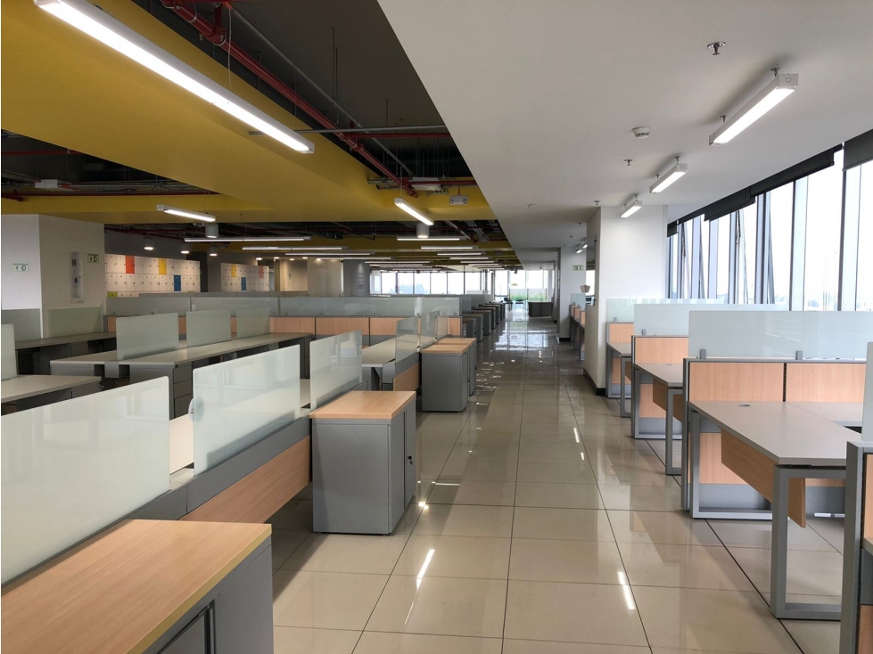 Se Arrienda Oficina en El Centro Empresarial Elemento — foto 5