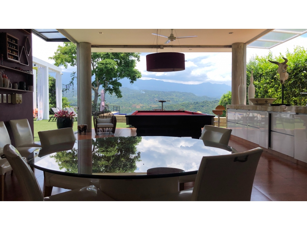Se Vende Casa Campestre en Anapoima - 1